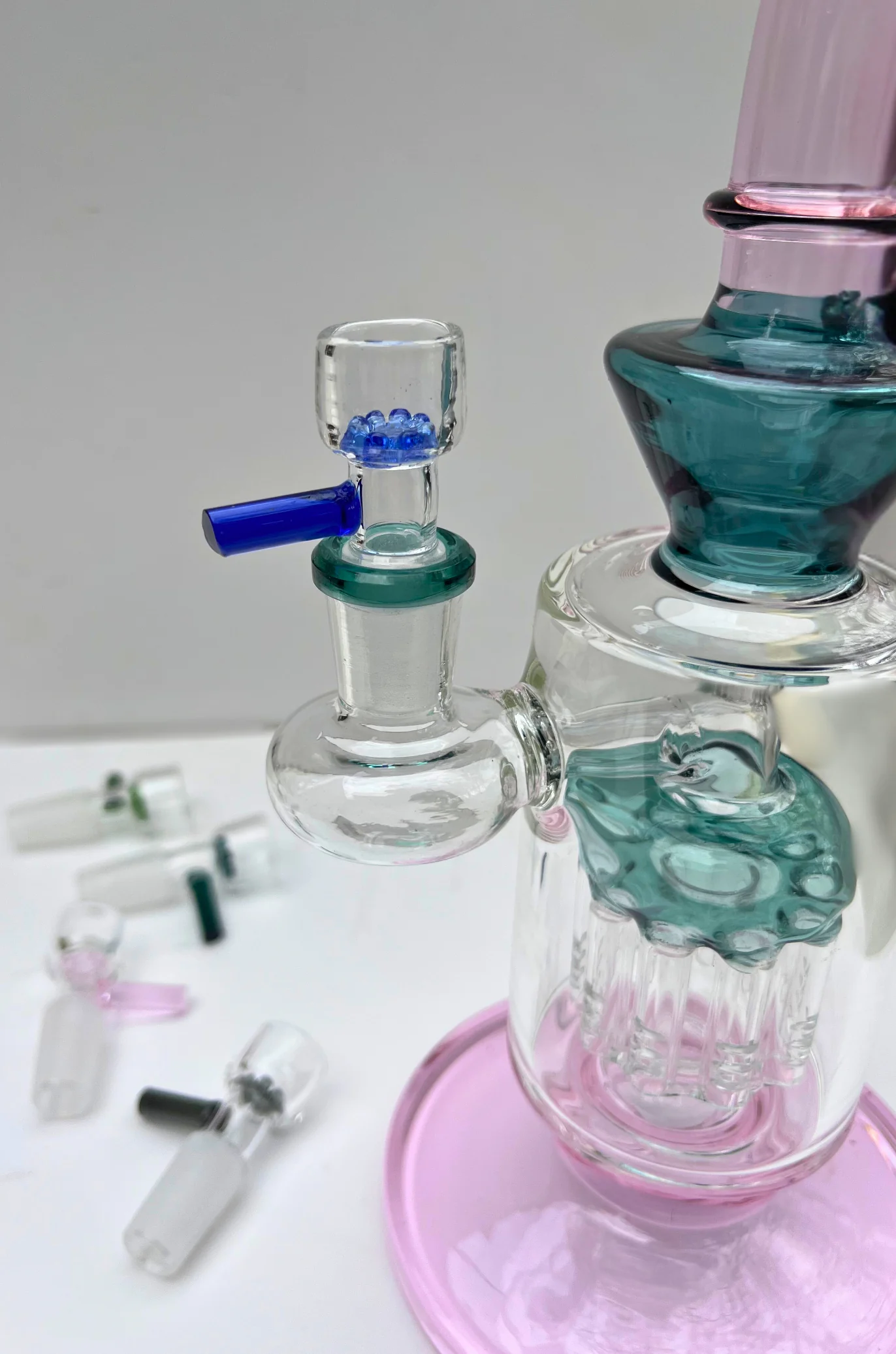 Built-In Screen Octo Bowl – 14mm Rod Handle - Image 6