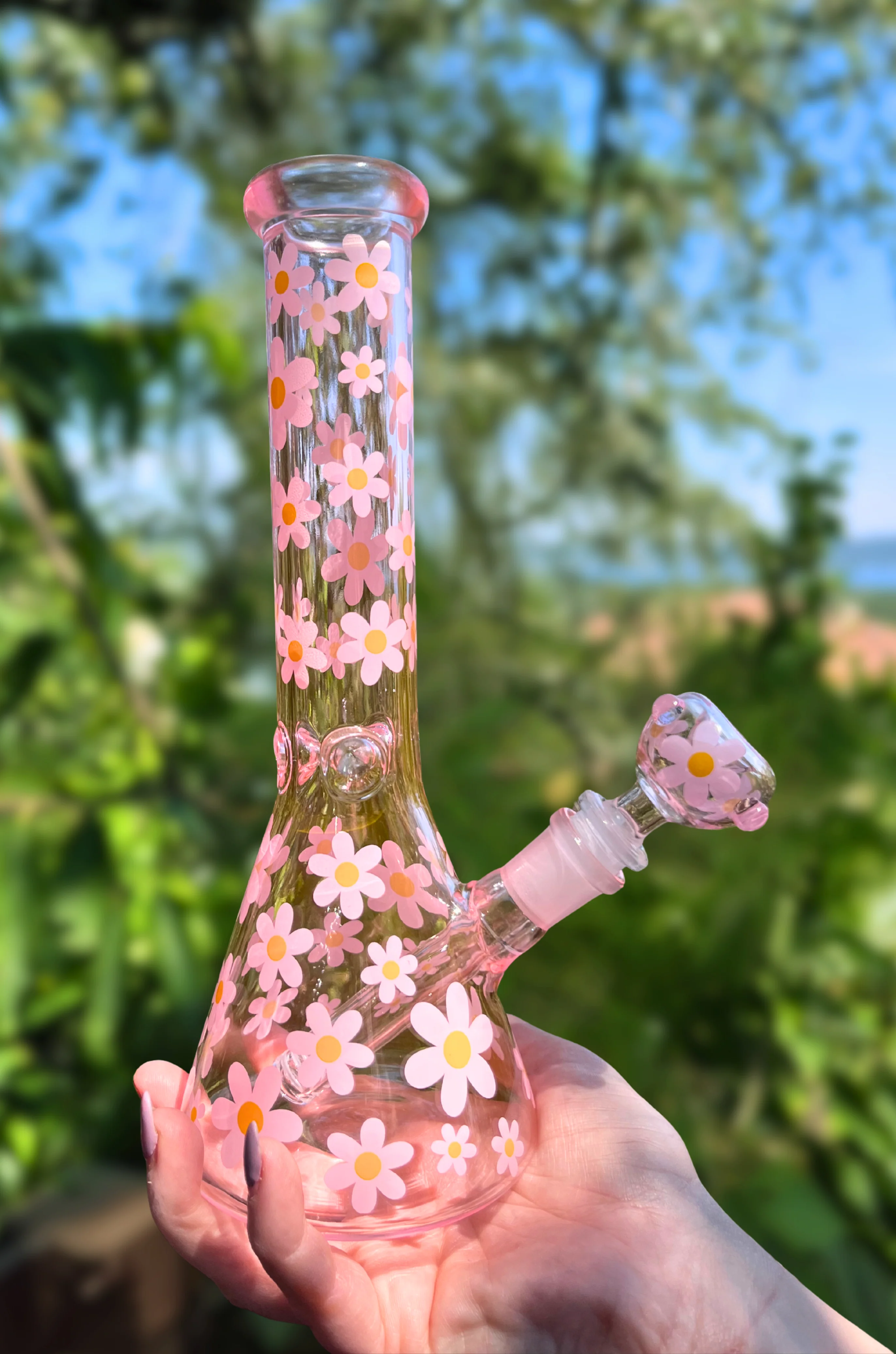 Daisy Bong - Image 4