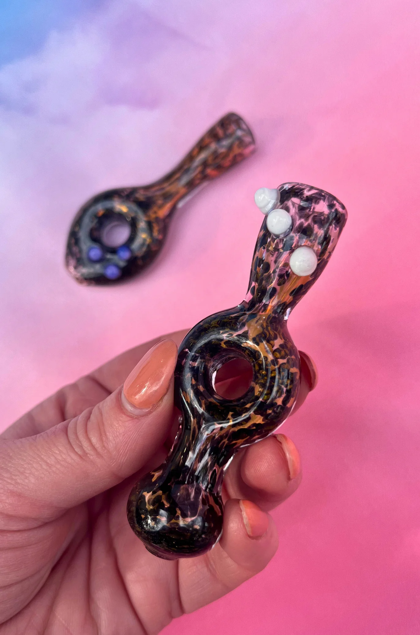 Dark Romance Chillum - Image 3