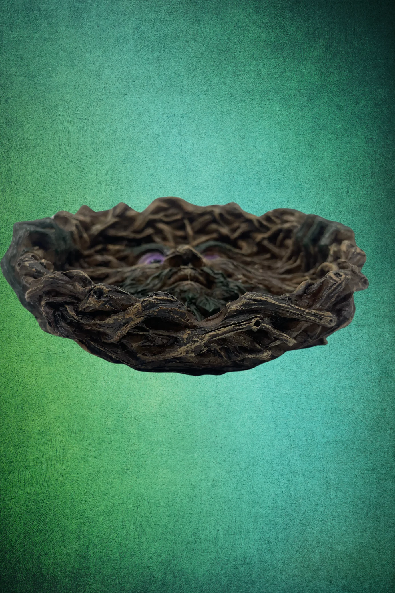 Green Guardian Ashtray - Image 2