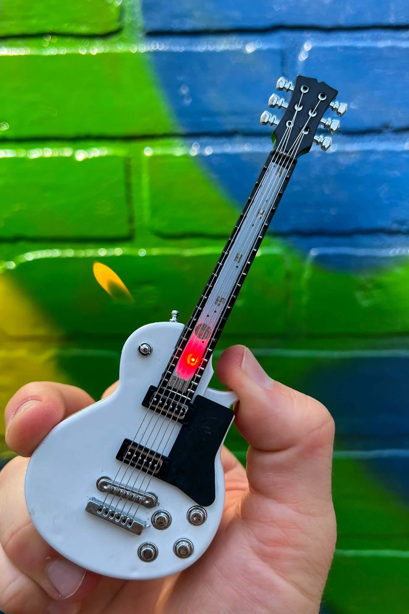 Guitar Lighter - Image 2