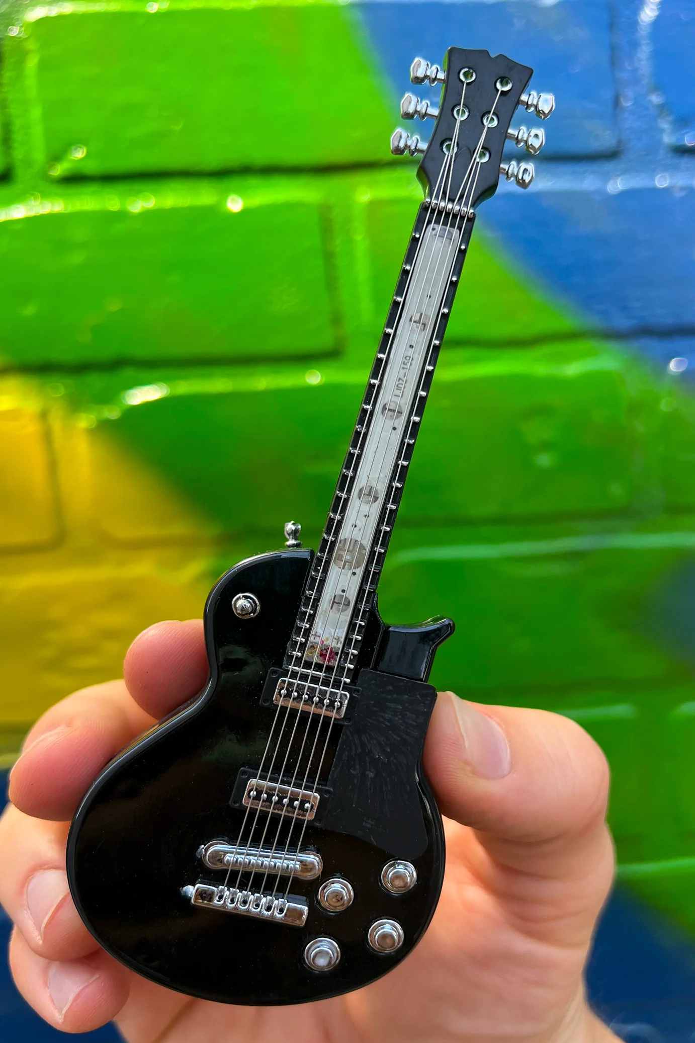 Guitar Lighter - Image 3