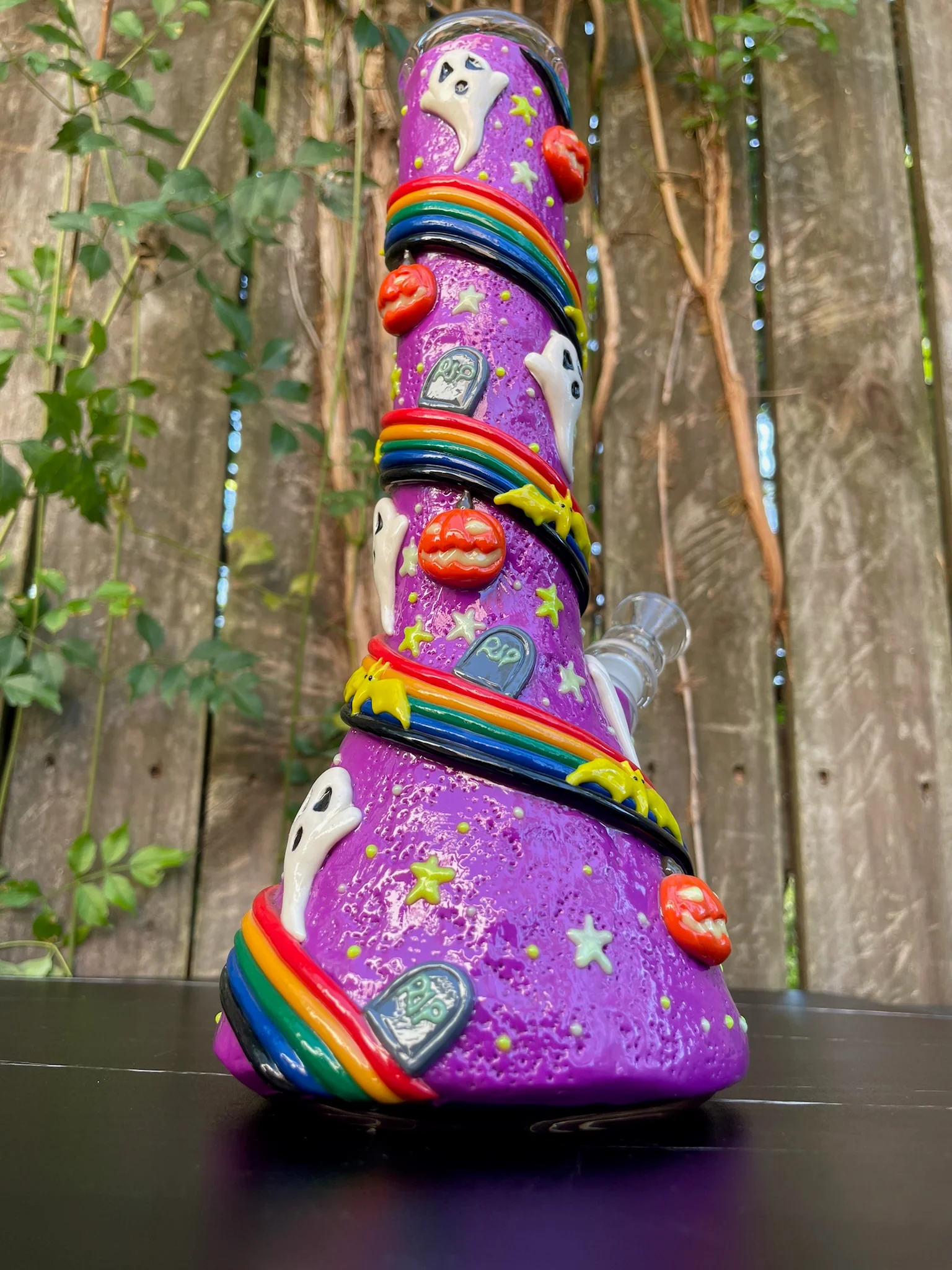 Rainbow Haunts GLOW Bong - Image 3