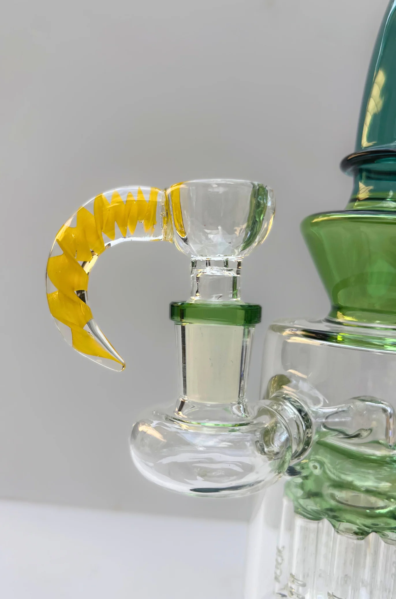 Horn Handle Heady Bowl – 14mm | Handblown Color Accent Slide - Image 4