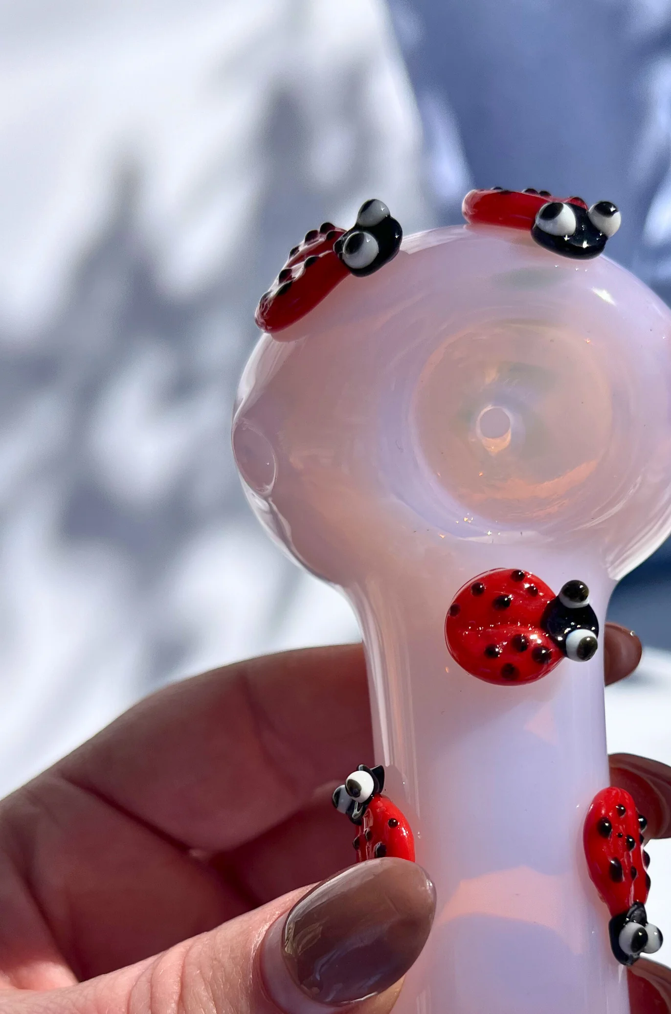 Ladybug's Lunch Club Pipe - Image 4