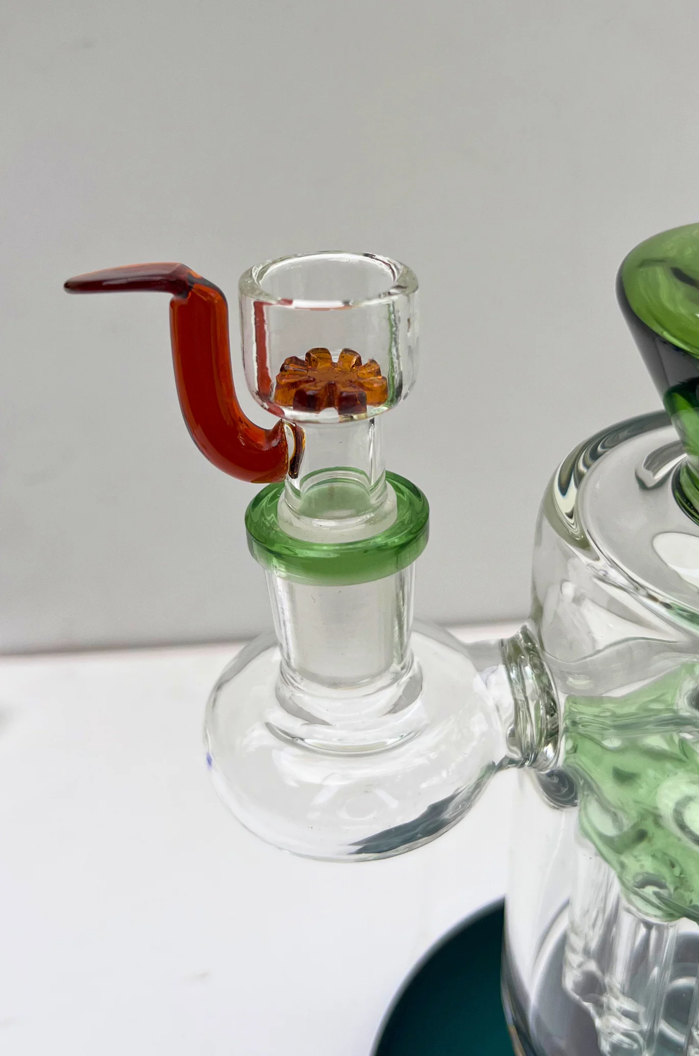 Glass Screened Snap Bowl with Handle 14mm - Image 3