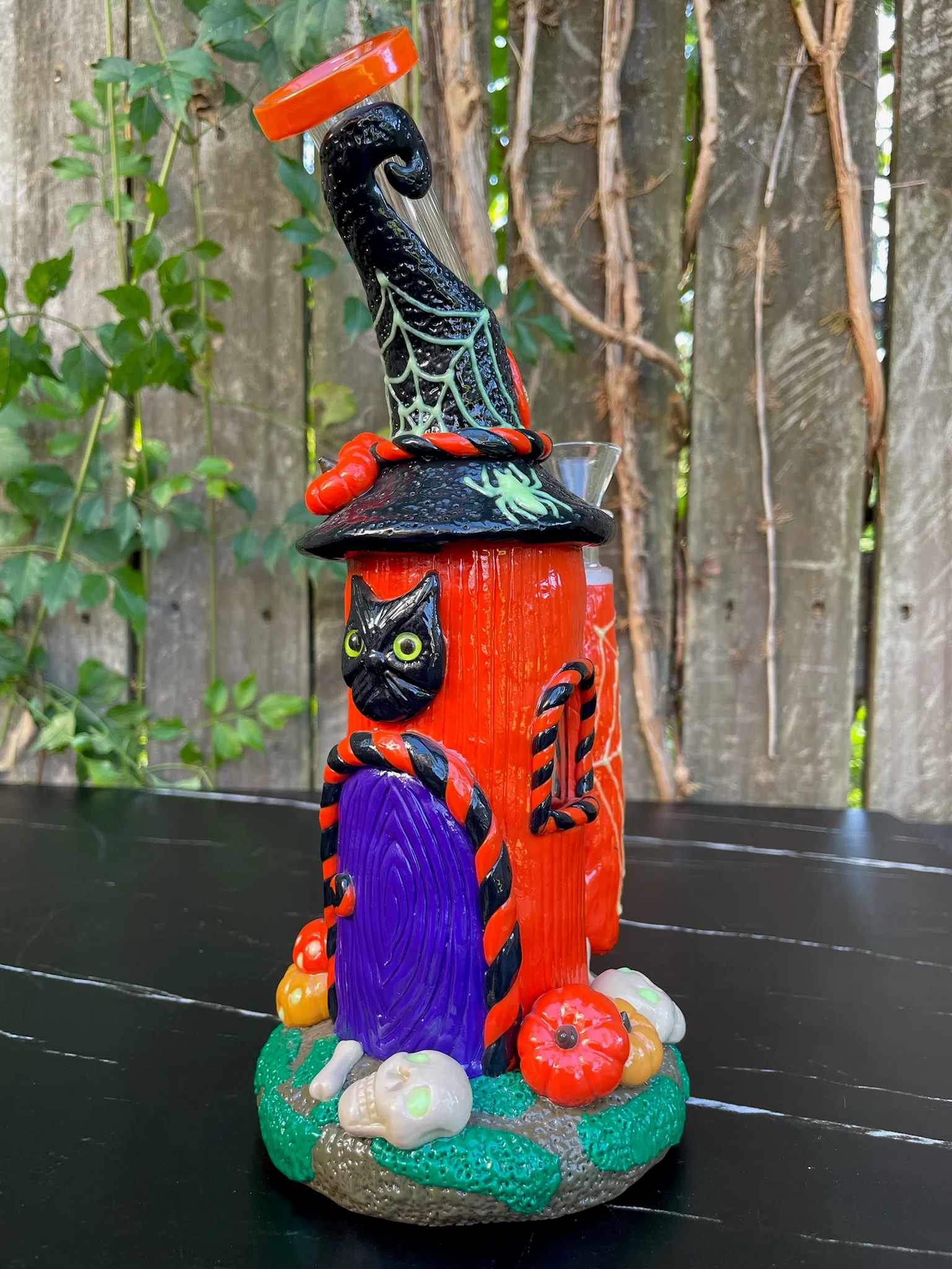 Sketchy Black Cat GLOW Bong - Image 2