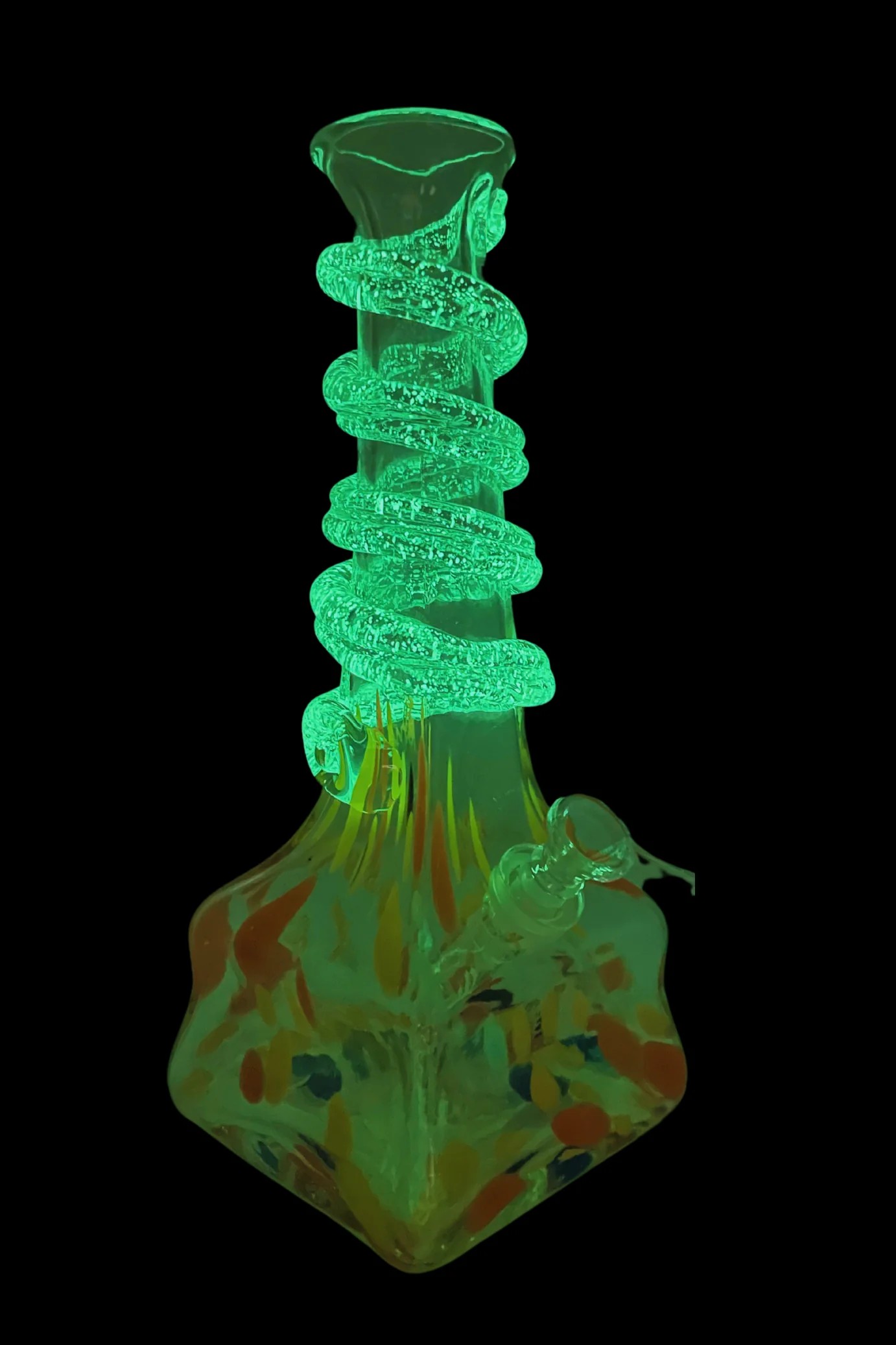 Painter's GLOW Bong - Image 3