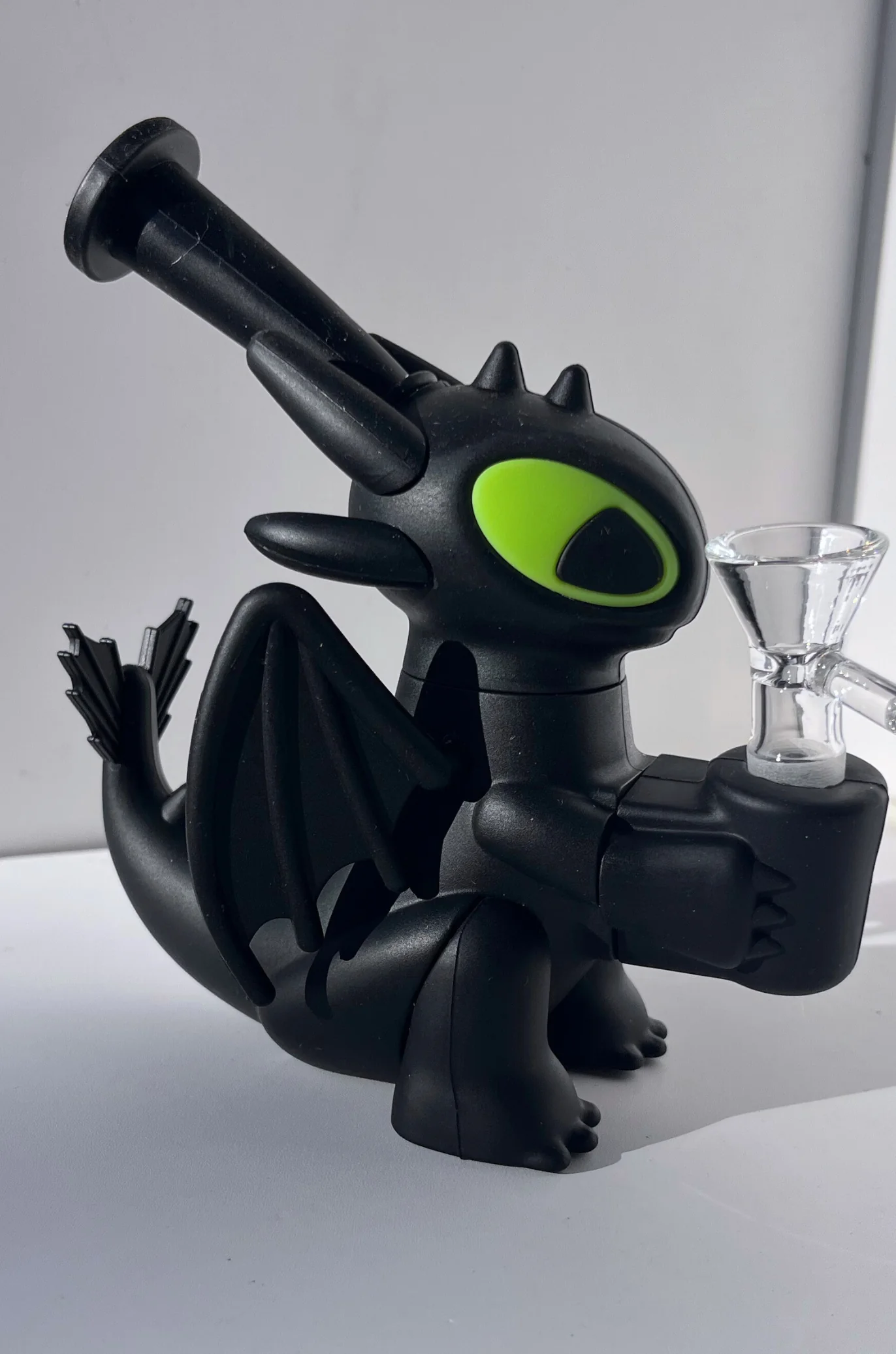 Toothless Silicone Bubbler - Image 4